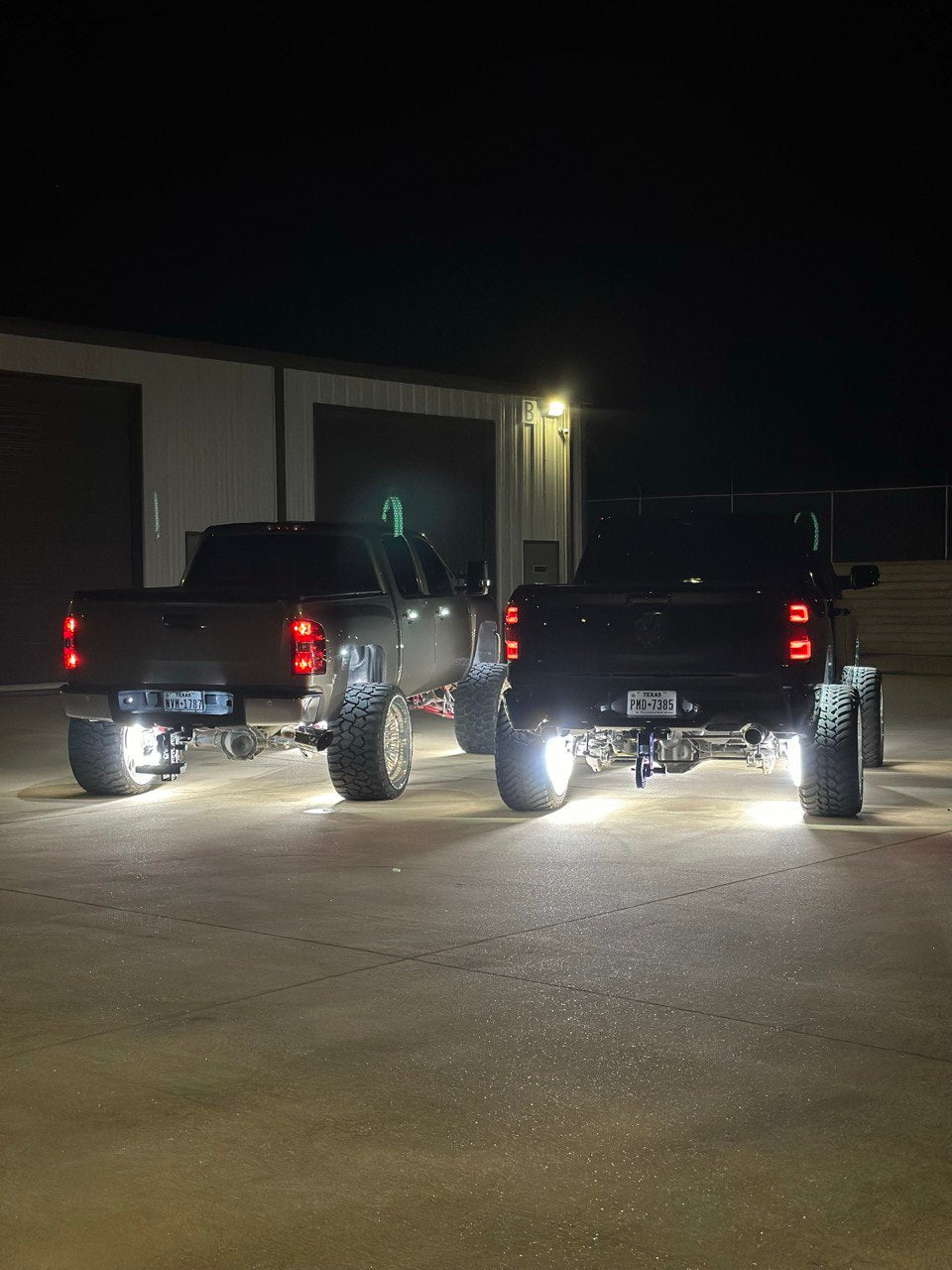 Southern Lumen's extreme intensity pure white wheel lights provide ultra-bright LED illumination with durable construction, perfect for enhancing your vehicle's style.