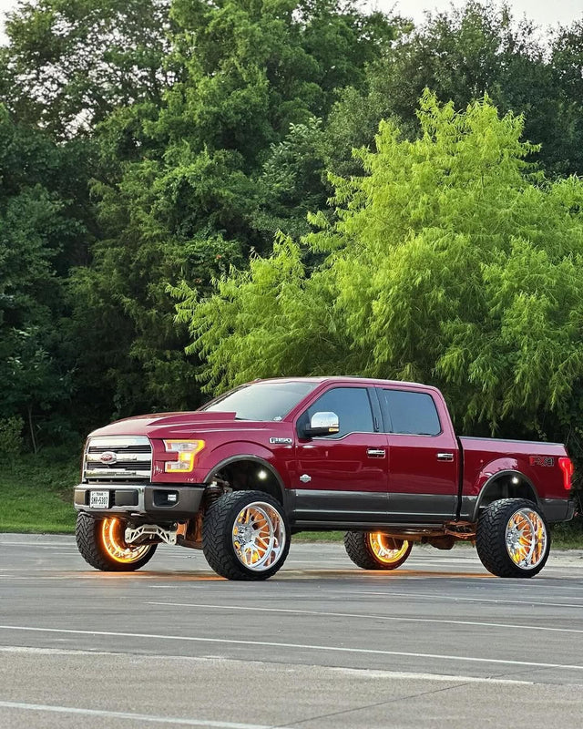 Southern Lumen F150 running our dual chip switchback wheel lights, set to amber.