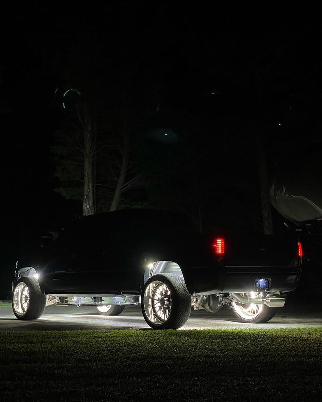 Standard Pure White Wheel Lights - Southern Lumen